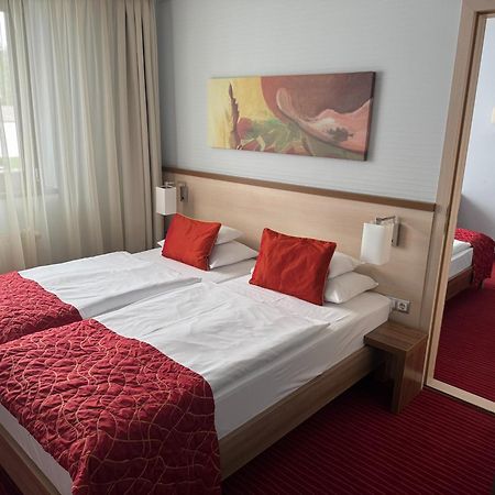 Hotel Famulus Gyor Luaran gambar